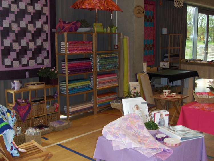 gal/Quiltefestival i Middelfart 2010/Butikker/Quiltefestival 2010 008.JPG